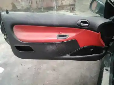 Veicolo di demolizione peugeot 206 cc cc dell'anno 2004 alimentato nfu