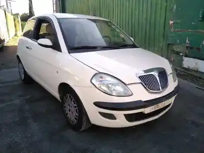 Здавання транспортного засобу lancia ypsilon (101) 1.2 16v argento року 2006 потужний 188a5000