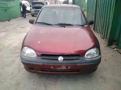 Veicolo di demolizione OPEL CORSA B Swing dell'anno 1996 alimentato X17D
