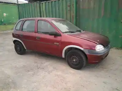 Veicolo di demolizione opel corsa b swing dell'anno 1996 alimentato x17d