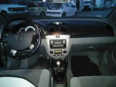 Véhicule à la ferraille chevrolet nubira wagon sx de l'année 2008 alimenté z20s