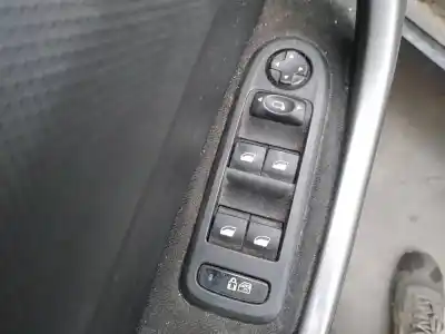 Veículo de Sucata peugeot 308 sport do ano 2009 alimentado 9hz