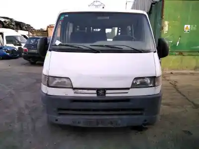 Vehículo de desguace PEUGEOT BOXER COMBI (RS2850) (270/310) (->´02) Estándar 1400 TD del año 2000 con motor THX