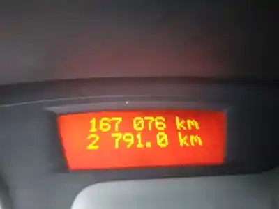 Veicolo di demolizione renault clio iii authentique dell'anno 2011 alimentato k9k67