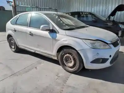 Veicolo di demolizione ford focus lim. (cb4) trend dell'anno 2009 alimentato hhda