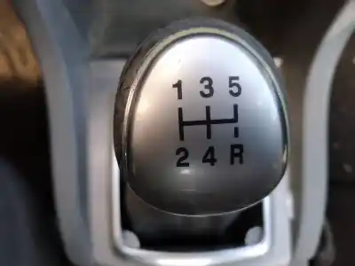 Veicolo di demolizione ford focus lim. (cb4) trend dell'anno 2009 alimentato hhda