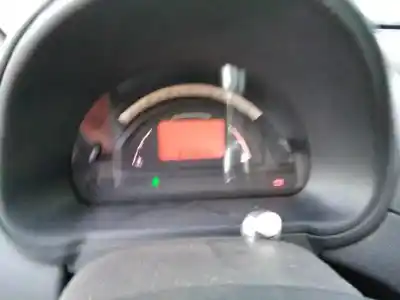 Vehicul casat citroen c2 sx al anului 2005 alimentat 8hz