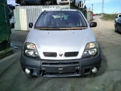 Scrapping Vehicle renault scenic rx4 (ja0) 1.9 dci sportway of the year 2002 powered f9q k7