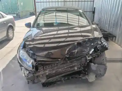 Veicolo di demolizione VOLKSWAGEN GOLF VI (5K1) Advance dell'anno 2010 alimentato CAYB