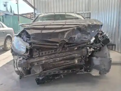 Veicolo di demolizione volkswagen golf vi (5k1) advance dell'anno 2010 alimentato cayb