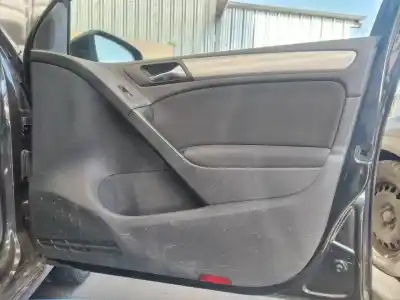 Veicolo di demolizione volkswagen golf vi (5k1) advance dell'anno 2010 alimentato cayb