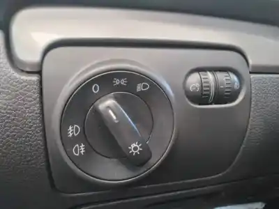 Veicolo di demolizione volkswagen golf vi (5k1) advance dell'anno 2010 alimentato cayb