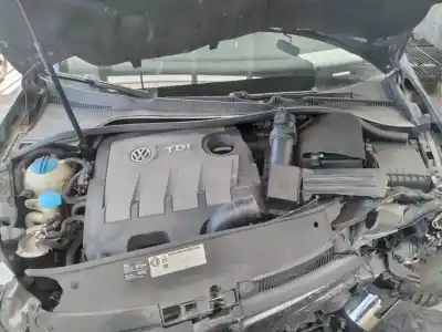 Veicolo di demolizione volkswagen golf vi (5k1) advance dell'anno 2010 alimentato cayb