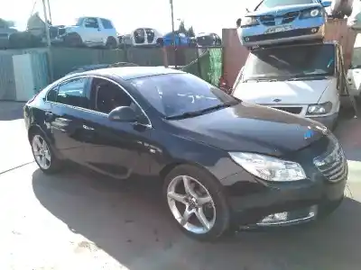 Veículo de Sucata opel insignia berlina cosmo do ano 2010 alimentado a20dth