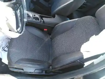 Veículo de Sucata opel insignia berlina cosmo do ano 2010 alimentado a20dth