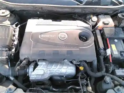 Veículo de Sucata opel insignia berlina cosmo do ano 2010 alimentado a20dth