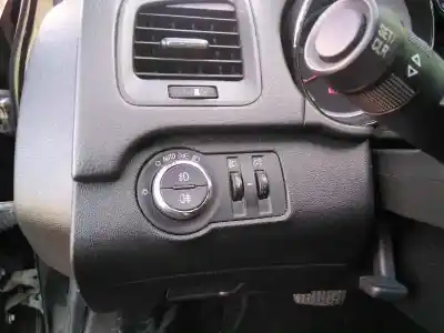 Veículo de Sucata opel insignia berlina cosmo do ano 2010 alimentado a20dth