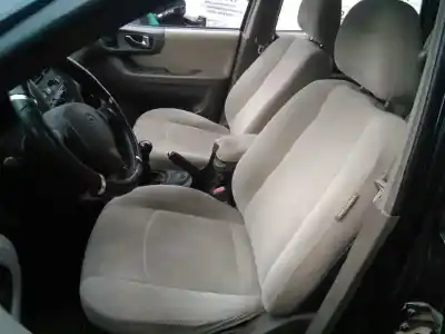 Veículo de Sucata hyundai santa fe (sm) 2.0 crdi vgt comfort do ano 2005 alimentado d4ea-v