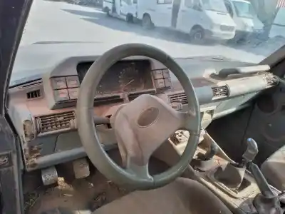 Здавання транспортного засобу land rover discovery (salljg/lj) tdi року 1992 потужний 12l