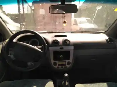 Veículo de Sucata daewoo lacetti sx do ano 2004 alimentado f16d3