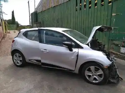 Scrapping Vehicle renault clio iv technofeel of the year 2014 powered h4ba400