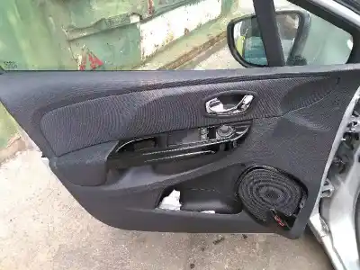 Scrapping Vehicle renault clio iv technofeel of the year 2014 powered h4ba400