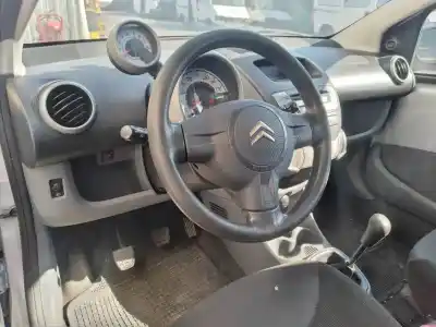 Sloopvoertuig citroen c1 sx van het jaar 2006 aangedreven 1kr