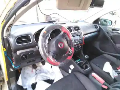 Veículo de Sucata volkswagen golf vi (5k1) advance bluemotion do ano 2009 alimentado cayc