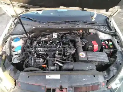 Veículo de Sucata volkswagen golf vi (5k1) advance bluemotion do ano 2009 alimentado cayc