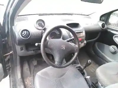 Veículo de Sucata peugeot 107 básico do ano 2007 alimentado 1kr