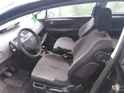 Scrapping Vehicle citroen c4 coupe collection of the year 2005 powered 9hy