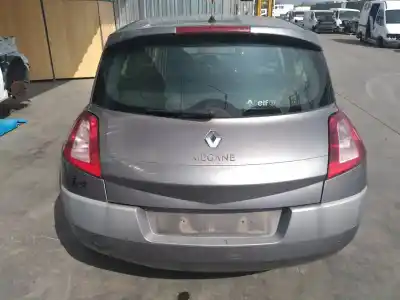 Veículo de Sucata renault megane ii berlina 5p confort authentique do ano 2003 alimentado k4mt760