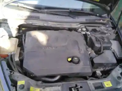 Sloopvoertuig volvo                                              s40 berlina                                                                                                                                                                                                                                                2.0 d momentum                                                                                                                                                                                                                                             van het jaar 2004 aangedreven d4204t