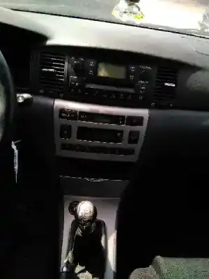 Veículo de Sucata toyota corolla (e12) 1.8 t sport berlina do ano 2002 alimentado 2zzge