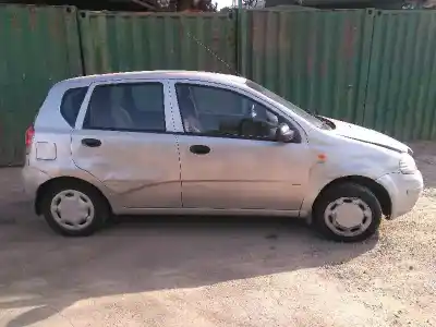 Veicolo di demolizione daewoo kalos 1.2 se dell'anno 2004 alimentato b12s1-g