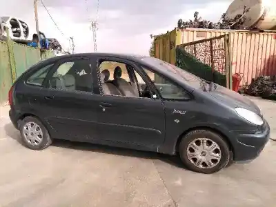 Sloopvoertuig citroen xsara picasso (n68) 1.6 van het jaar 2017 aangedreven nfv