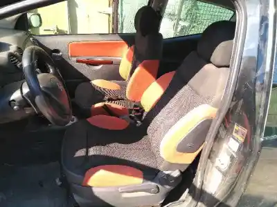 Veicolo di demolizione citroen c2 vtr dell'anno 2003 alimentato nfu