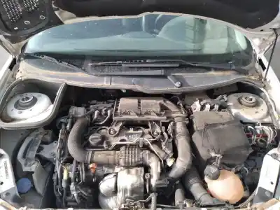 Veículo de Sucata peugeot 206+ básico do ano 2011 alimentado 8hr / 8h01