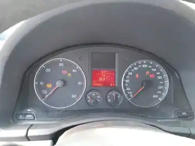 Scrapping Vehicle volkswagen golf v berlina (1k1) highline of the year 2004 powered bkd