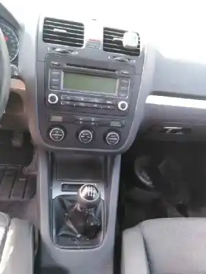 Scrapping Vehicle volkswagen golf v berlina (1k1) highline of the year 2004 powered bkd