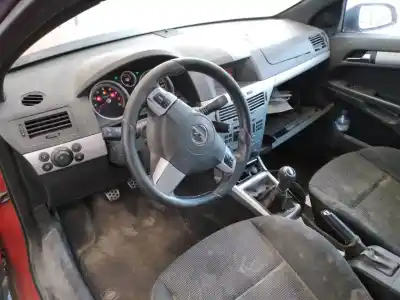 Здавання транспортного засобу opel astra gtc enjoy року 2006 потужний z16xep