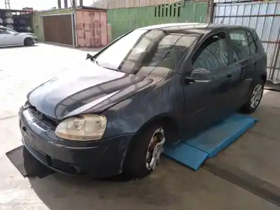 Veículo de Sucata volkswagen golf v berlina (1k1) highline do ano 2006 alimentado bkc