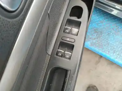 Veículo de Sucata volkswagen golf v berlina (1k1) highline do ano 2006 alimentado bkc