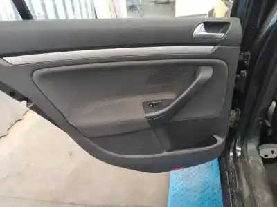 Veículo de Sucata volkswagen golf v berlina (1k1) highline do ano 2006 alimentado bkc