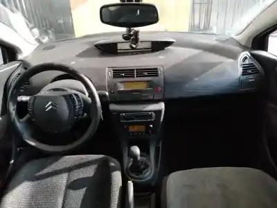 Veículo de Sucata citroen c4 coupe cool do ano 2010 alimentado 9hz