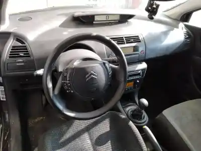 Veículo de Sucata citroen c4 coupe cool do ano 2010 alimentado 9hz