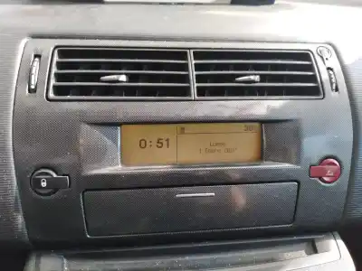 Veículo de Sucata citroen c4 coupe cool do ano 2010 alimentado 9hz