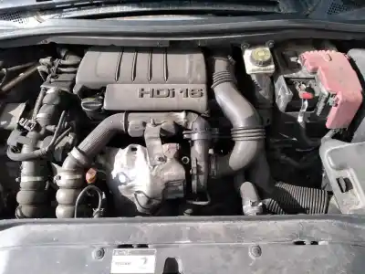 Veículo de Sucata citroen c4 coupe cool do ano 2010 alimentado 9hz