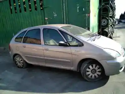 Sloopvoertuig citroen xsara picasso (n68) 1.6 hdi van het jaar 2004 aangedreven 9hy
