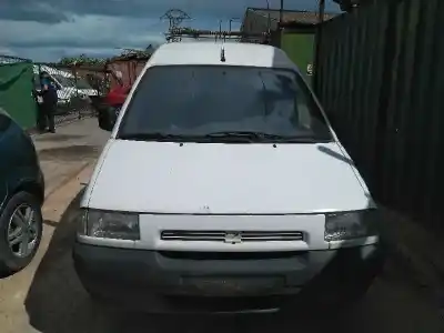 Здавання транспортного засобу citroen jumpy 2.0 hdi cat (rhx / dw10bted) року 2002 потужний rhx